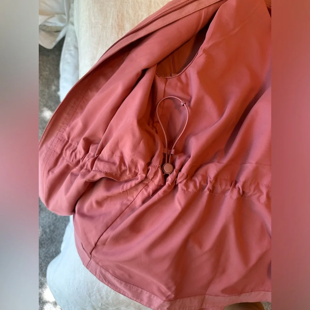 Lululemon Jacket - Picture 4 of 4
